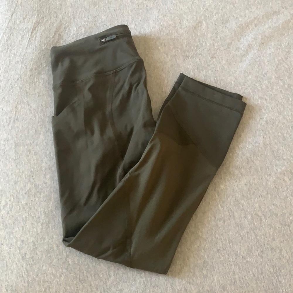 Lululemon mesh crops. Size 2.